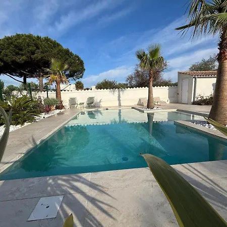 House With Pool, Access By Private Road Le Grau-dʼAgde